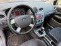 Ford Focus Wagon 1.8-16V Ambiente Flexifuel /bj/2007 / kleur: blauw / climate / cruise/ sportvelgen / APK 10/2026 / NAP 253030 km.