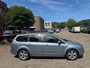 Ford Focus Wagon 1.8-16V Ambiente Flexifuel /bj/2007 / kleur: blauw / climate / cruise/ sportvelgen / APK 10/2026 / NAP 253030 km.