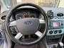 Ford Focus Wagon 1.8-16V Ambiente Flexifuel /bj/2007 / kleur: blauw / climate / cruise/ sportvelgen / APK 10/2026 / NAP 253030 km.