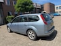 Ford Focus Wagon 1.8-16V Ambiente Flexifuel /bj/2007 / kleur: blauw / climate / cruise/ sportvelgen / APK 10/2026 / NAP 253030 km.