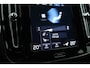 Volvo XC40 1.5 T4 211 PK Recharge R-Design |Trekhaak | 360 camera | Leer | Stoel + stuurverwarming | Elek. Stoelen |