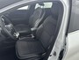 Renault Captur 1.3 mild hybrid 140Pk Techno | Navigatie | Parkeersensoren Voor en Achter & Achteruitrijcamera | Apple Carplay/Android Auto | Cruise Control | Climate Control | Lederen/Stof Bekleding | LED Koplampen | Lichtmetalen Velgen |