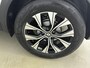 Renault Captur 1.3 mild hybrid 140Pk Techno | Navigatie | Parkeersensoren Voor en Achter & Achteruitrijcamera | Apple Carplay/Android Auto | Cruise Control | Climate Control | Lederen/Stof Bekleding | LED Koplampen | Lichtmetalen Velgen |