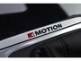 Volkswagen Golf 2.0 TSI 4Motion R Pano Akra Camera Dynaudio