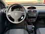 Opel Corsa 1.2-16V Rhythm 3 Deurs I Elektrische ramen voor I Trekhaak