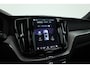Volvo XC60 2.0 T6 Plug-in hybrid AWD Plus Dark | Prijs rijklaar | Pano | H&K Audio | Trekhaak | Elek. verstelbare sportstoelen| 21" |