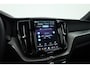 Volvo XC60 2.0 T6 Plug-in hybrid AWD Plus Dark | Prijs rijklaar | Pano | H&K Audio | Trekhaak | Elek. verstelbare sportstoelen| 21" |