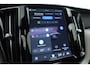 Volvo XC60 2.0 T6 Plug-in hybrid AWD Plus Dark | Prijs rijklaar | Pano | H&K Audio | Trekhaak | Elek. verstelbare sportstoelen| 21" |