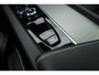 Volvo XC60 2.0 T6 Plug-in hybrid AWD Plus Dark | Prijs rijklaar | Pano | H&K Audio | Trekhaak | Elek. verstelbare sportstoelen| 21" |