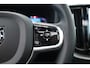 Volvo XC60 2.0 T6 Plug-in hybrid AWD Plus Dark | Prijs rijklaar | Pano | H&K Audio | Trekhaak | Elek. verstelbare sportstoelen| 21" |