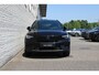 Volvo EX40 Twin Motor Plus Black Edition 82 kWh | Achterbank met armsteun en skiluik | Apple Carplay & Android Auto | Audio installatie premium | Cruise control adaptief met Stop&Go en stuurhulp | Electronic climate controle | Metaal-/micakleur | Warmtepomp