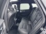 Volvo XC60 T8 Plug-in hybrid AWD Ultra Dark Exec. Ed. | 22" | Heico Diffusor | Getint & Gelamineerd Glas | Alarmklasse 3 | Black Edition Interieur | Luchtvering | Bowers & Wilkins | Geventileerd Nappa | Massagestoelen | Head-Up | 360 Camera | Elektr. verst.