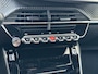 Peugeot 2008 1.2 PureTech 100 Allure | Navigatie | Parkeerhulp | Climate Control | Carplay |