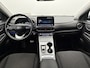 Hyundai Kona Electric EV Fashion 64 kWh 3-Fase SOH 92,6% | Warmtepomp | Camera | Navigatie | Head-Up Display
