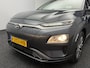 Hyundai Kona Electric EV Fashion 64 kWh 3-Fase SOH 92,6% | Warmtepomp | Camera | Navigatie | Head-Up Display