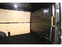 Volkswagen Crafter 2.0 TDI 140PK L3H2 | Airco | Carplay | Trekhaak | Parkeersens. | Navi