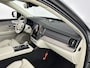 Volvo XC90 T8 Recharge Ultra Dark Excecutive | 22" | Gelaagd & Getint Glas | Luchtvering | Geventileerd Nappa | Bowers & Wilkins | Stoelmassage | Panoramadak | Head-Up | 360 Camera | Matrix LED
