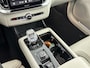 Volvo XC90 T8 Recharge Ultra Dark Excecutive | 22" | Gelaagd & Getint Glas | Luchtvering | Geventileerd Nappa | Bowers & Wilkins | Stoelmassage | Panoramadak | Head-Up | 360 Camera | Matrix LED
