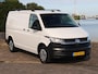 Volkswagen Transporter 2.0 TDI L1H1 Trendline | Airco | Navigatie via apple carplay/ Android auto Cruise control | PDC | Betimmering