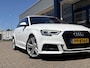 Audi A3 Sportback 1.0 TFSI Sport S Line Edition / Automaat / NL-Auto / Cruise-Control / Climate-Control / LED / Radio-Bluetooth / Navi / PDC V+A / Camera / 18'' LMV / All-Seasons / ENZ.