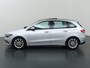 Mercedes-Benz B-klasse 180 | Panoramadak | Widescreen | Stoelverwarming | 360 camera | Verwarmd stuur |