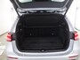 Mercedes-Benz B-klasse 180 | Panoramadak | Widescreen | Stoelverwarming | 360 camera | Verwarmd stuur |