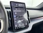 Volvo EX30 Single Motor Plus 51 kWh | 18" | Stoel/Stuurverwarming | Harman Kardon | Parkeercamera | Keyless | Elektr. Achterklep | Adaptieve Cruise | BLIS