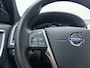Volvo XC60 D4 191pk Automaat Polar+ / 1e Eig. / Niveauregeling / ACC / BLIS / Panoramadak / Afn. Trekhaak / Sportleder / Xenon / Elektr. Stoelen / Flippers / PDC + Camera / Verw. Voorruit /