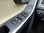 Volvo XC60 D4 191pk Automaat Polar+ / 1e Eig. / Niveauregeling / ACC / BLIS / Panoramadak / Afn. Trekhaak / Sportleder / Xenon / Elektr. Stoelen / Flippers / PDC + Camera / Verw. Voorruit /
