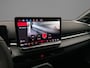 Volkswagen T-Roc R-Line First Edition 1.5 eTSI 150pk DSG Automaat Panoramadak, Harman Kardon audio, Adaptive cruise control, LED matrix koplampen, Lederen bekleding, Black style