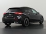 Mercedes-Benz A-klasse 180 Business Solution AMG | Panoramaschuifdak | Premium Plus | Nightpakket | 19"Multispaak AMG velgen | Stoelverwarming |  360° camera | Head-up display |
