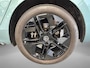 Volkswagen Passat Variant 1.5 eTSI 272pk DSG R-Line Edition · Panoramadak · Camera · Inklap. Trekhaak · Harman Kardon Sound · Head-Up Display · Massagefunctie · Garantie t/m 13-03-2030 of 100.000km