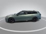 Volkswagen Passat Variant 1.5 eTSI 272pk DSG R-Line Edition · Panoramadak · Camera · Inklap. Trekhaak · Harman Kardon Sound · Head-Up Display · Massagefunctie · Garantie t/m 13-03-2030 of 100.000km
