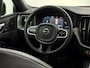 Volvo XC60 2.0 T6 Plug-in hybrid AWD Plus Dark Panoramadak, 360 Camera, Navi, Harman/Kardon, Memory stoelen, Elektrische achterklep, Stoel/Stuur verwarming