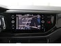 Volkswagen Polo 1.0 TSI Life Business Navigatie | Camera | Climate Control | PDC voor en achter | inklapbare spiegels