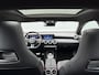 Mercedes-Benz A-klasse 180 Star Edition AMG Line / Pano / Sfeer / Camera / LED
