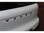 Volvo XC40 B3 177PK Core | 19" | Trekhaak | All-Season | Lighting | Power Seats |