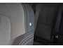 Volvo XC40 B3 177PK Core | 19" | Trekhaak | All-Season | Lighting | Power Seats |