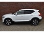 Volvo XC40 B3 177PK Core | 19" | Trekhaak | All-Season | Lighting | Power Seats |