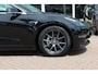 Tesla Model 3 Long Range AWD 75 kWh / SoH 86,8% / Trekhaak / Autopilot / Panoramadak / Camera / Premium Audio / 18'' / Leder / Stoel+Stuurverwarming / ACC