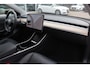 Tesla Model 3 Long Range AWD 75 kWh / SoH 86,8% / Trekhaak / Autopilot / Panoramadak / Camera / Premium Audio / 18'' / Leder / Stoel+Stuurverwarming / ACC