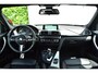 BMW 3-Serie 318i High Executive | M-Pakket | Schuif/Kanteldak | Leer | Led |