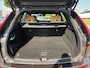 Volvo XC60 2.0 T6 Plug-in hybrid AWD Ultimate Dark | Luchtvering | Ventilatie+/Massage | 22'' LM | Trekhaak | BTW |