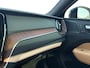 Volvo XC60 2.0 T6 Plug-in hybrid AWD Ultimate Dark | Luchtvering | Ventilatie+/Massage | 22'' LM | Trekhaak | BTW |
