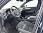 Volvo EC40 Twin Motor Performance 442PK Plus Black Edition | 20" | Leder/Nubuck | 360 Camera | Adaptieve Cruise | BLIS | Stoel/Stuur/Achterbankverwarming | Getint Glas | Keyless | Elektr. Achterklep | Warmtepomp