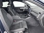 Volvo EC40 Twin Motor Performance 442PK Plus Black Edition | 20" | Leder/Nubuck | 360 Camera | Adaptieve Cruise | BLIS | Stoel/Stuur/Achterbankverwarming | Getint Glas | Keyless | Elektr. Achterklep | Warmtepomp
