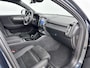 Volvo EC40 Twin Motor Performance 442PK Plus Black Edition | 20" | Leder/Nubuck | 360 Camera | Adaptieve Cruise | BLIS | Stoel/Stuur/Achterbankverwarming | Getint Glas | Keyless | Elektr. Achterklep | Warmtepomp