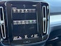 Volvo XC40 1.5 T4 Recharge R-Design | Achteruitrijcamera | Memory seats | Cruise control | Interieur voorverwarmingsinstallatie |