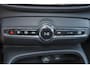 Volvo XC40 T3 Business Pro - IntelliSafe Assist & Surround - Parkeercamera achter - Parkeersensoren voor & achter - Volvo On Call - Inklapbare trekhaak - 18' LMV