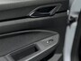 Volkswagen Golf 1.5 TSI,Stuurverw,Airco,Carplay,Cruise Adaptief,lane control,Front control,Stoelverw,isofix,